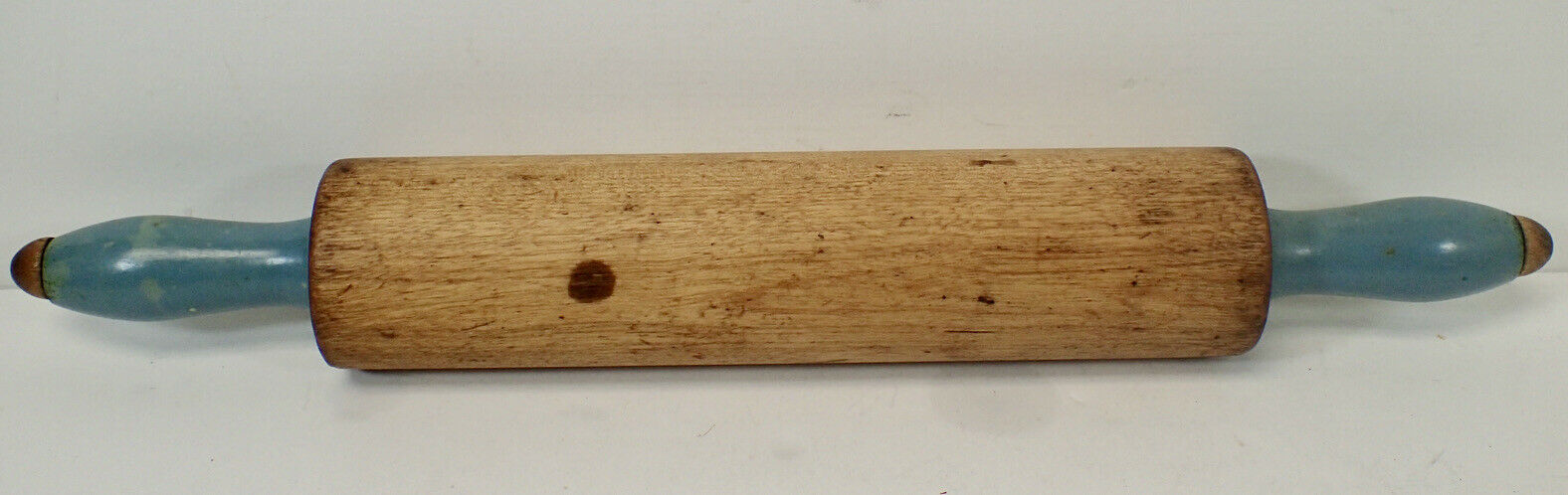 antique wooden rolling pin w/ blue handles 16 1/2 x 2 1/2