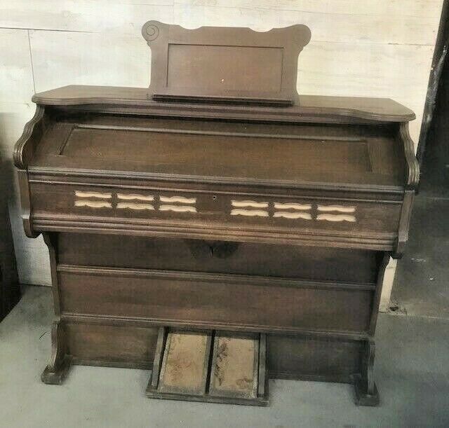 Antique Peerless Chicago pump organ late 1800's original condition,